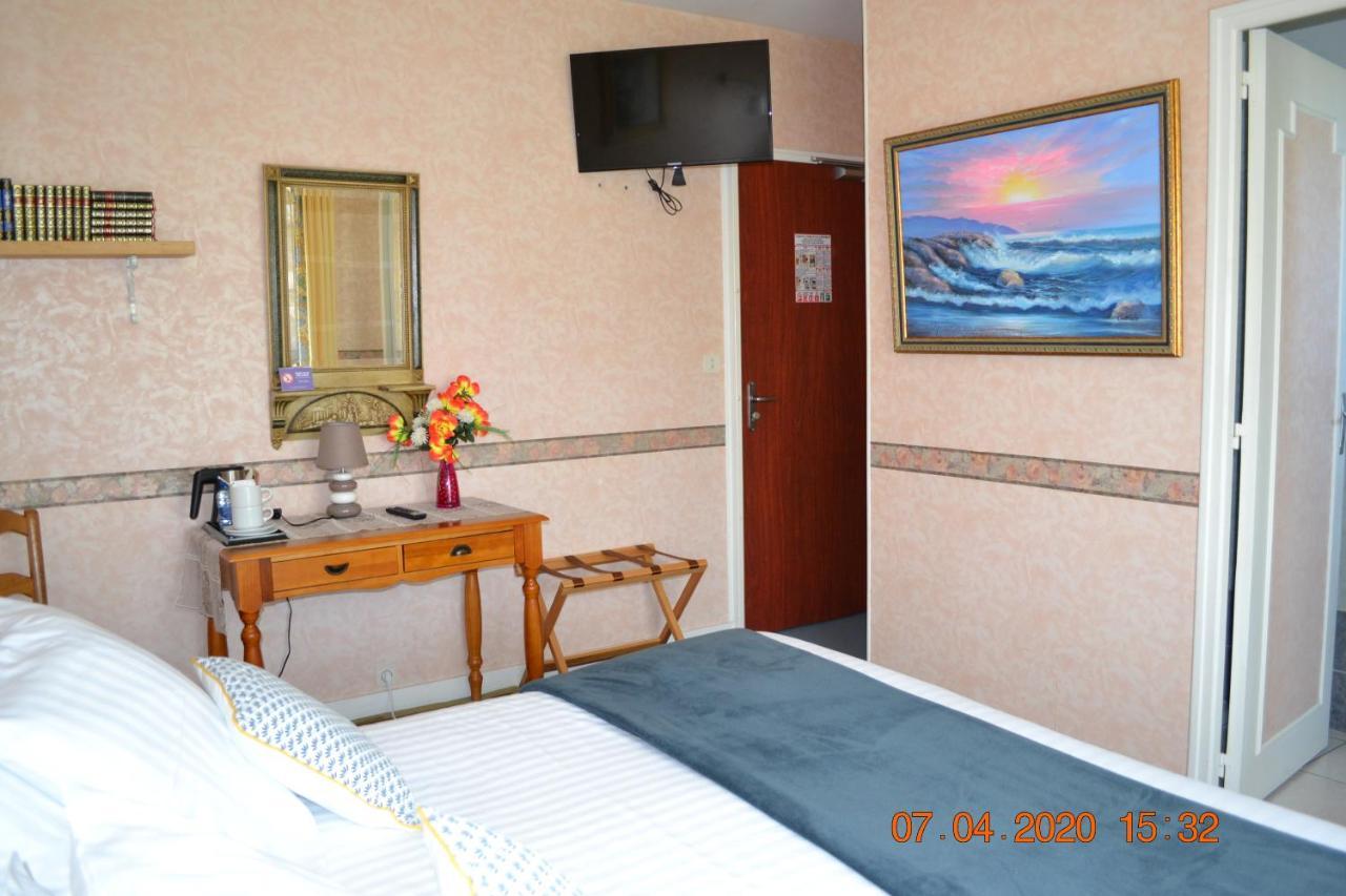 Hotel Le Castel Brissac-Quince Ngoại thất bức ảnh